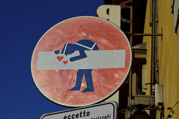 Un divieto d'accesso speciale