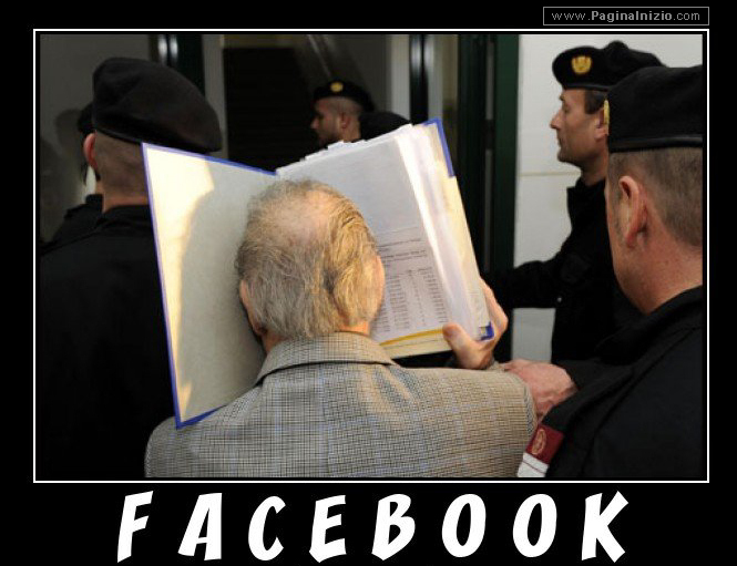 Il famoso faccia libro
