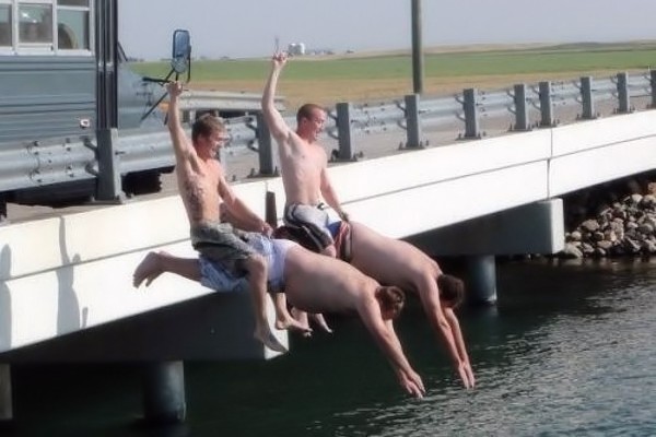 Tuffo o rodeo?