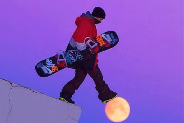 Snowboard sulla Luna!