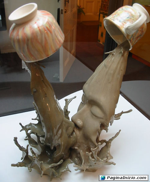 Un'opera d'arte al bacio