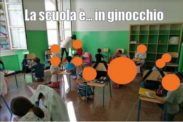 La scuola č in ginocchio