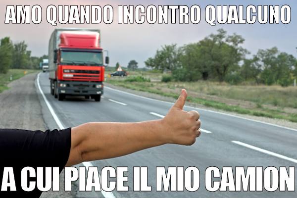 Pollice su