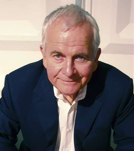 Ian Holm