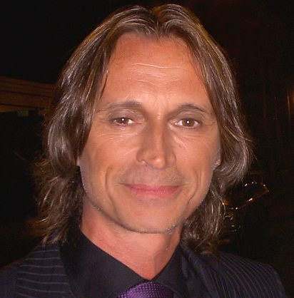 Robert Carlyle