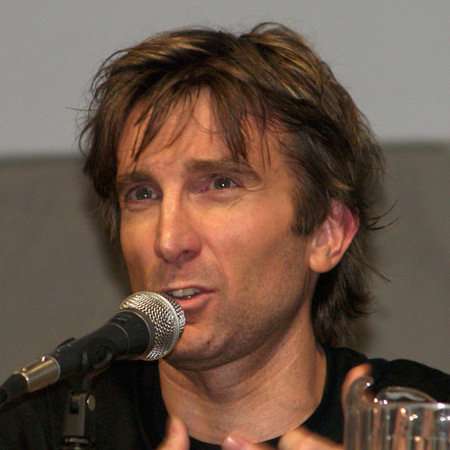 Sharlto Copley