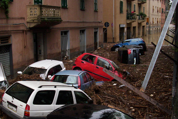 Alluvione del 2010 a Sestri Ponente (GE)