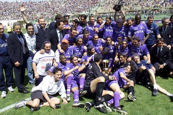 La formazione vincente della Fiorentina nella coppa Italia del 2001
