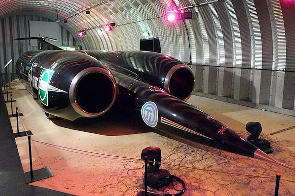 Il Thrust SSC è il veicolo più veloce del mondo
