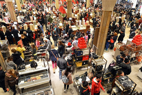 Il Black Friday  il giorno di inizio dello shopping di Natale