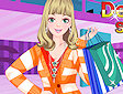 <b>Saldi invernali - Delighted shopping girl