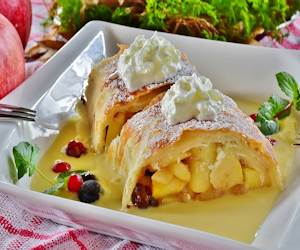 Apfelstrudel