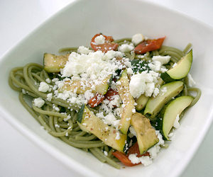 Bucatini zucchine e ricotta