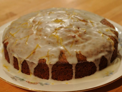 Torta al limone con glassa